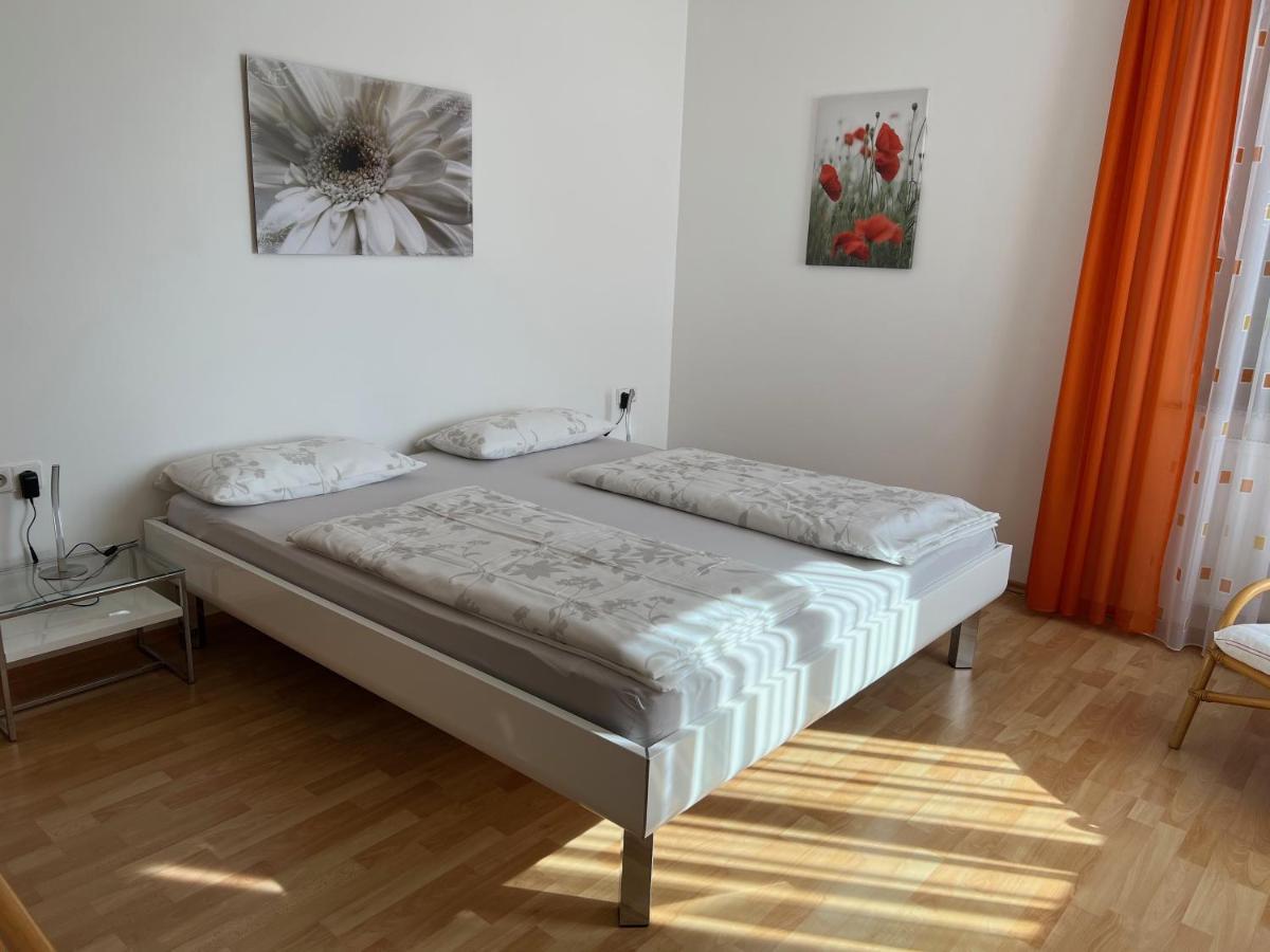 Apartamento Haus Lauria Kressbronn am Bodensee Exterior foto