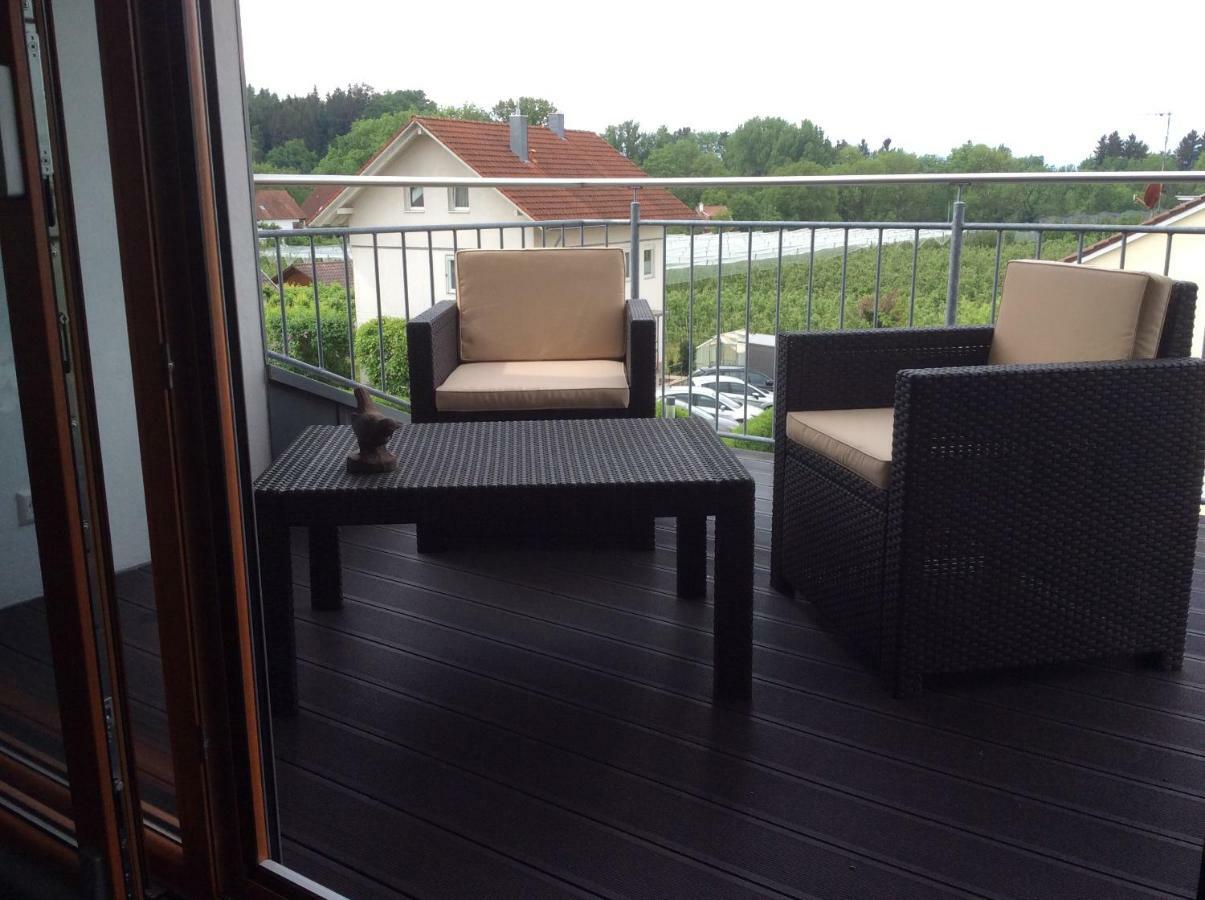Apartamento Haus Lauria Kressbronn am Bodensee Exterior foto